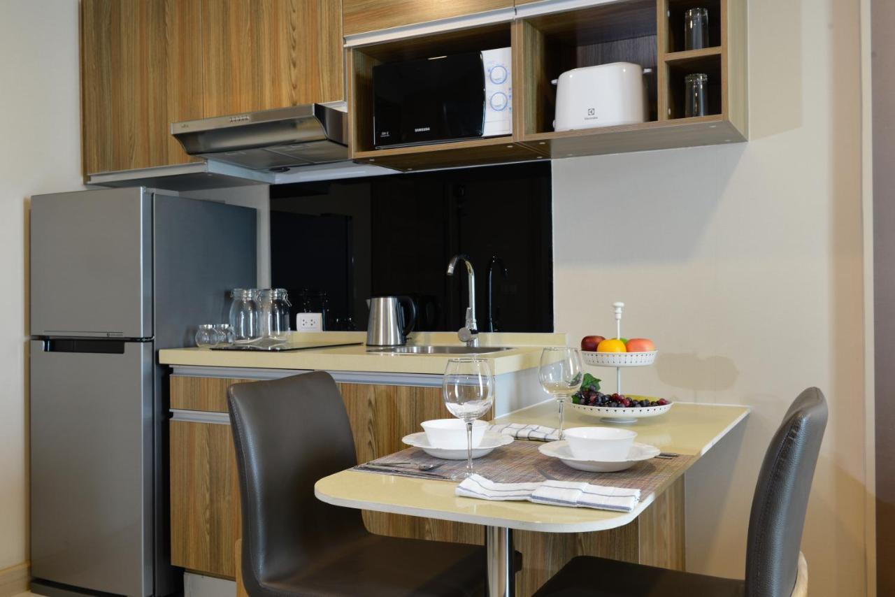 Ramada By Wyndham Bangkok Ten Ekamai Residences Eksteriør billede