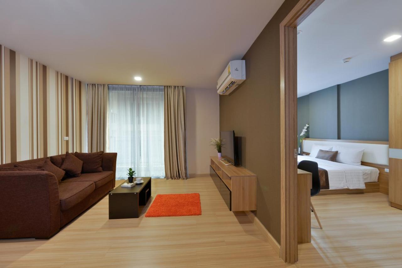 Ramada By Wyndham Bangkok Ten Ekamai Residences Eksteriør billede