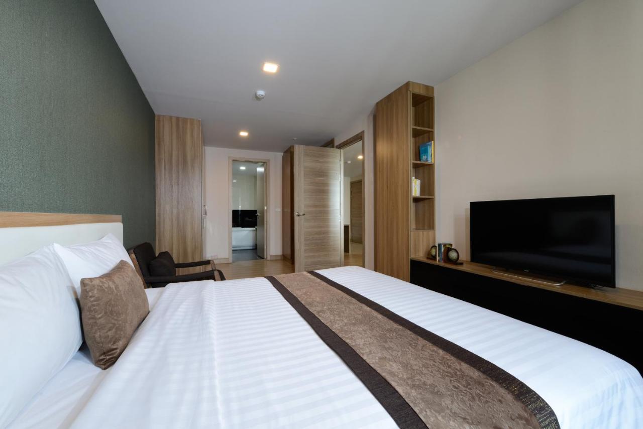 Ramada By Wyndham Bangkok Ten Ekamai Residences Eksteriør billede