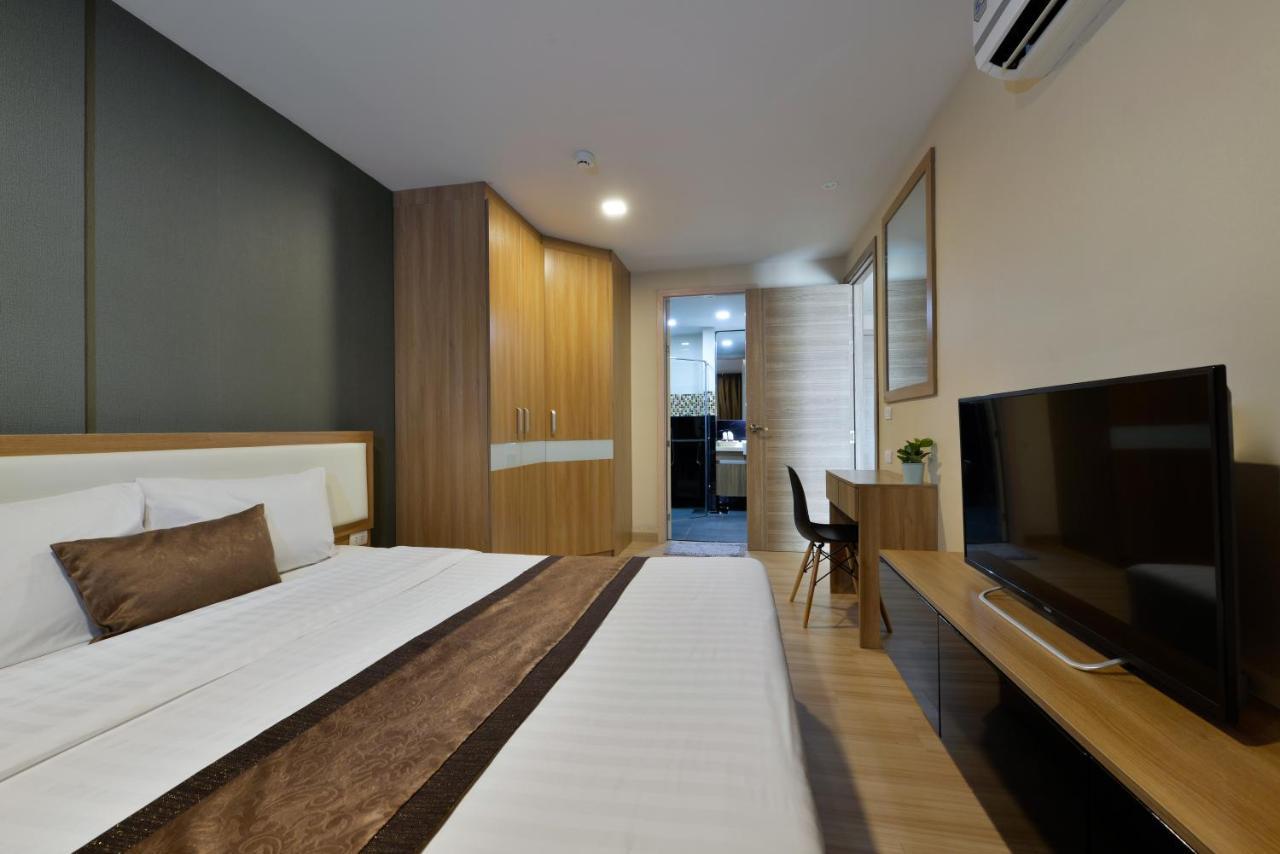 Ramada By Wyndham Bangkok Ten Ekamai Residences Eksteriør billede